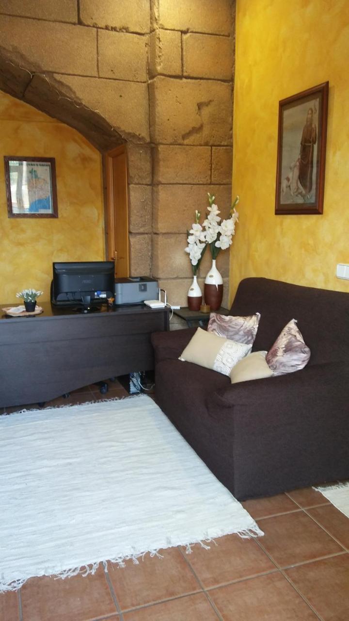 Hostal Sant Roc Botarell Exterior photo